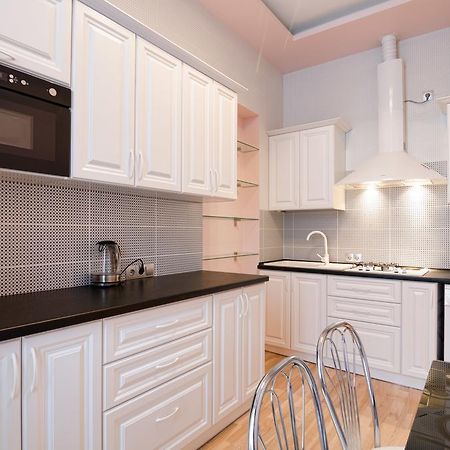 LEOGRAND Apartment on Doroshenka Street 34 Lemberg Exterior foto