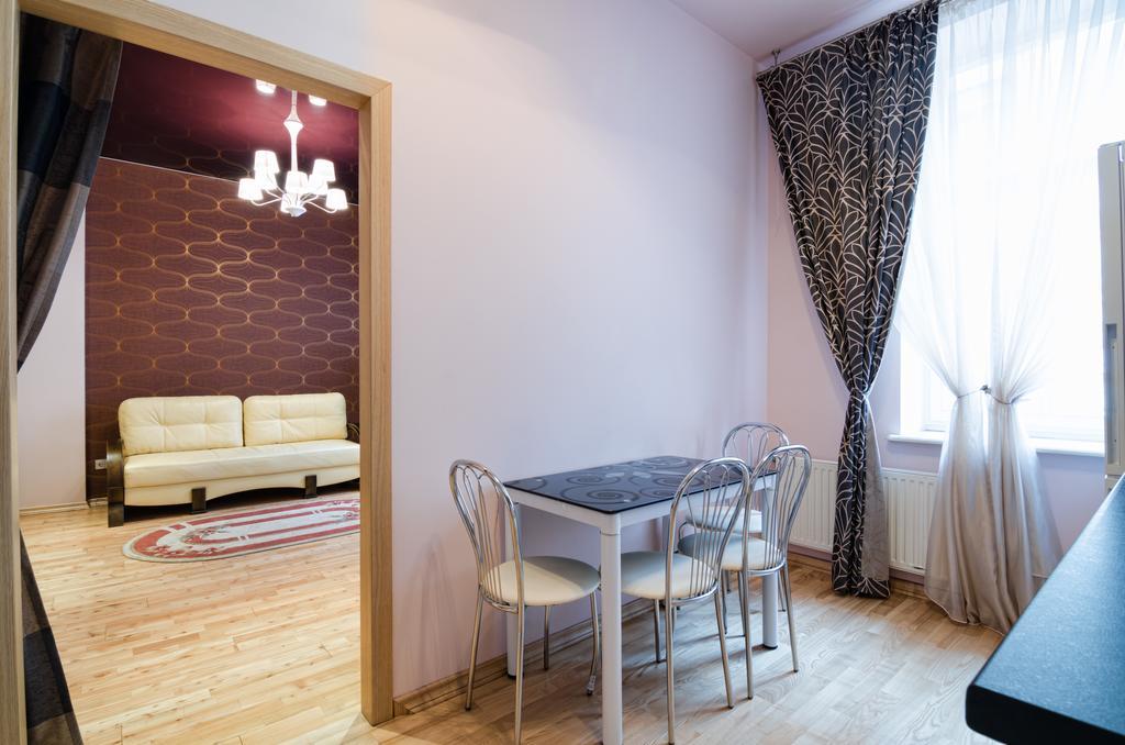 LEOGRAND Apartment on Doroshenka Street 34 Lemberg Exterior foto